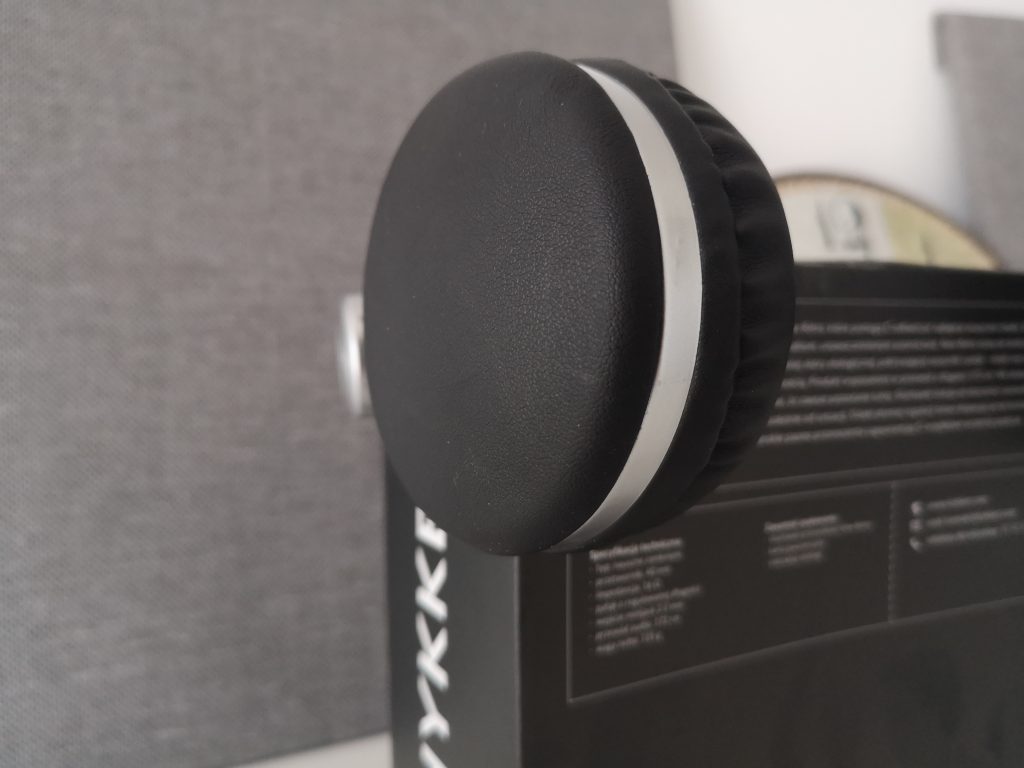 Przewodowe słuchawki w stylu NEW RETRO | HYKKER NEW RETRO 36 IMG 20180822 143852