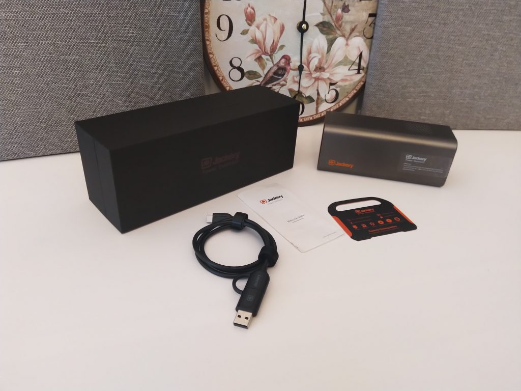 Potężny powerbank z gniazdkiem 220V | Jackery PowerBar 20 00001IMG 00001 BURST20181021153745