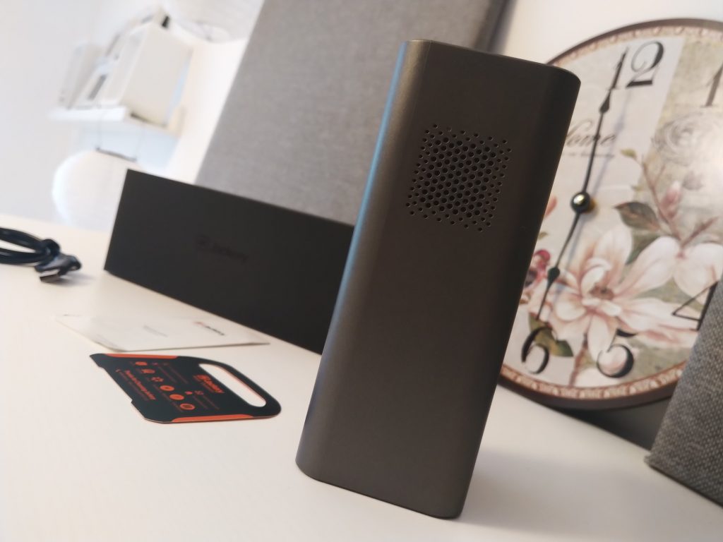 Potężny powerbank z gniazdkiem 220V | Jackery PowerBar 40 00001IMG 00001 BURST20181021153908