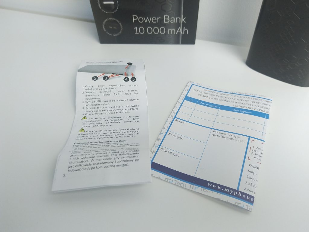 Power Bank 10.000mAh z mocną latarką LED w Biedronce | HYKKER 26 IMG 20181106 104032