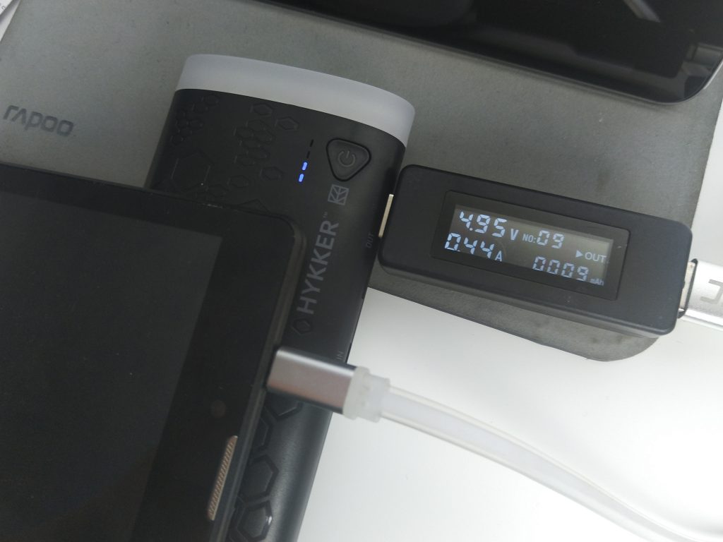 Power Bank 10.000mAh z mocną latarką LED w Biedronce | HYKKER 42 IMG 20181106 104946