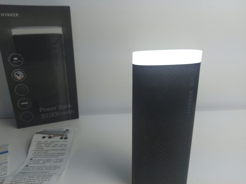 Power Bank 10.000mAh z mocną latarką LED w Biedronce | HYKKER 54 IMG 20181106 105154