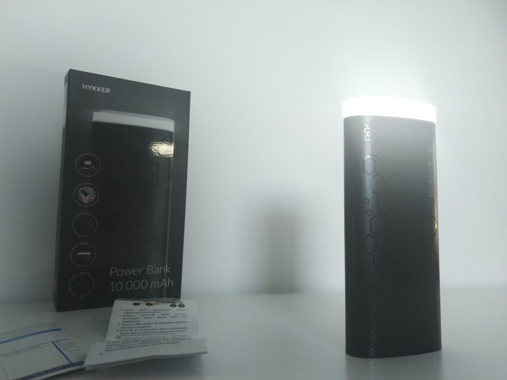 Power Bank 10.000mAh z mocną latarką LED w Biedronce | HYKKER 50 IMG 20181106 105226