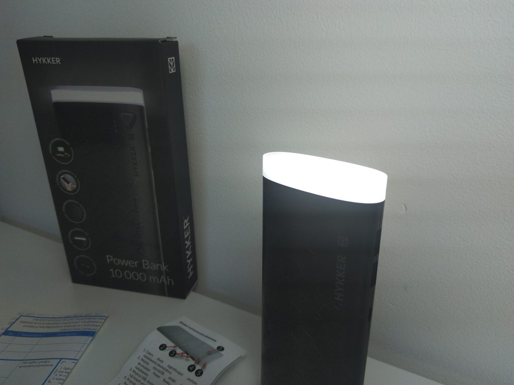 Power Bank 10.000mAh z mocną latarką LED w Biedronce | HYKKER 58 IMG 20181106 105328