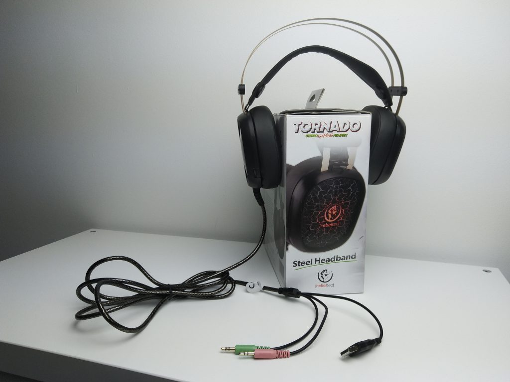 Tanie słuchawki dla gracza z podświetleniem LED | Rebeltec TORNADO 36 IMG 20181112 124104