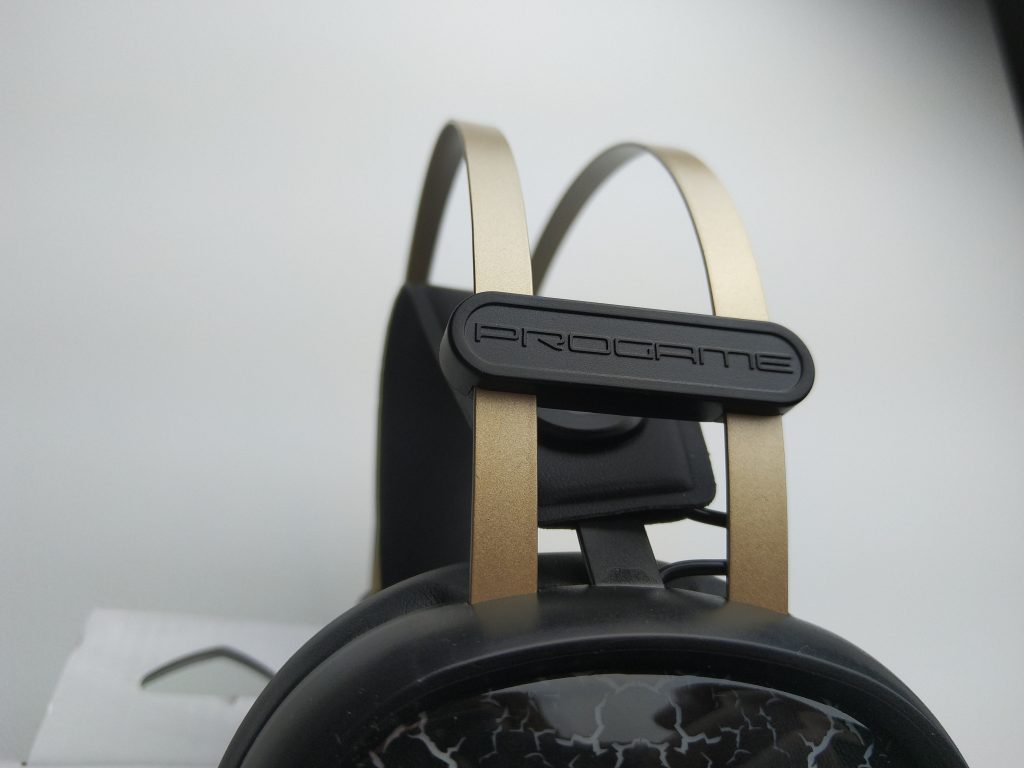 Tanie słuchawki dla gracza z podświetleniem LED | Rebeltec TORNADO 44 IMG 20181112 124324