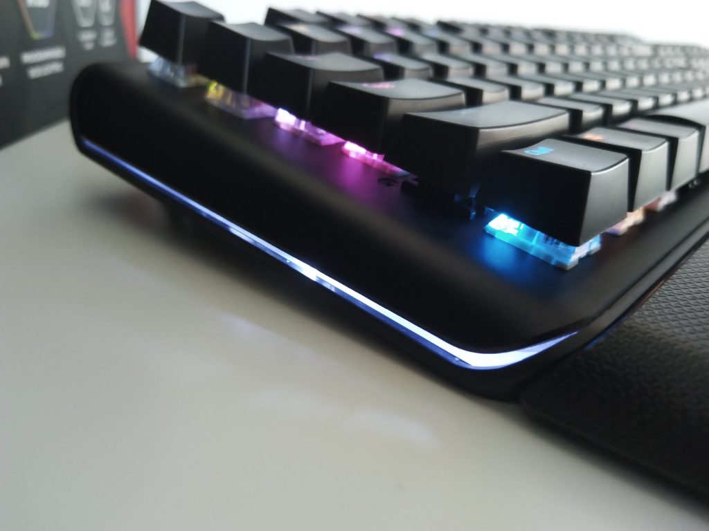 Świetna klawiatura mechaniczna od SPC Gear | SPC Gear GK550 Omnis Kailh Brown RGB 96 IMG 20181112 132606