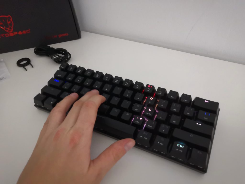 Bezprzewodowa klawiatura mechaniczna w dobrej cenie | MOTOSPEED CK62 OUTEMU BLUE 54 IMG 20181209 164602
