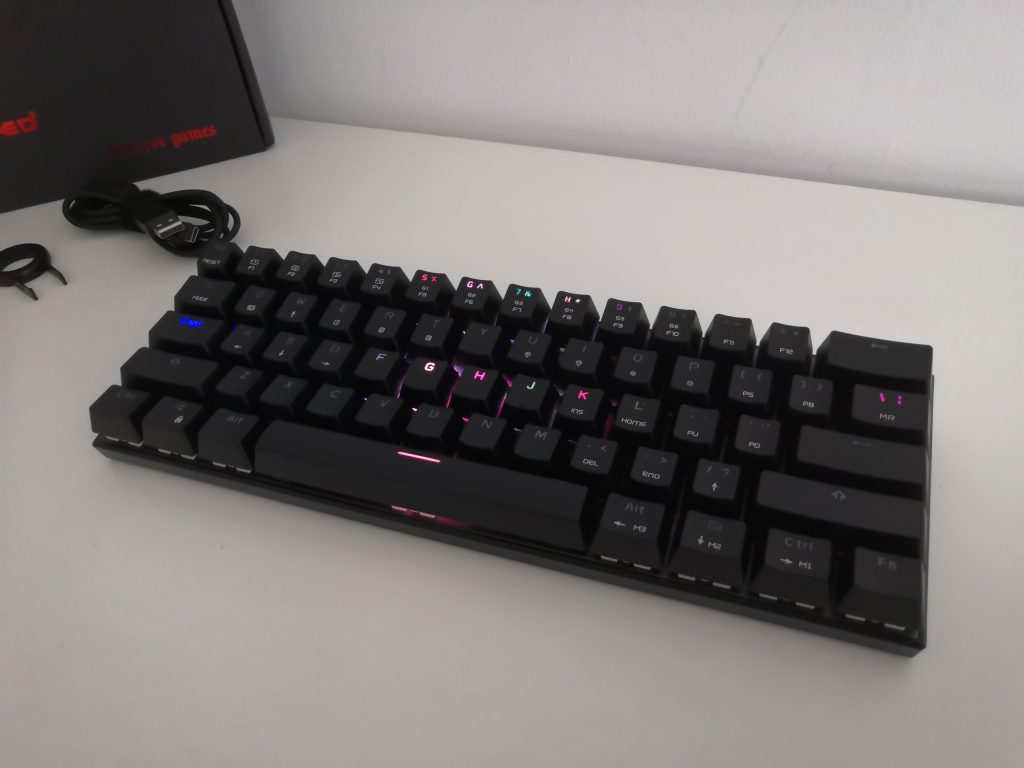 Bezprzewodowa klawiatura mechaniczna w dobrej cenie | MOTOSPEED CK62 OUTEMU BLUE 44 IMG 20181209 164712