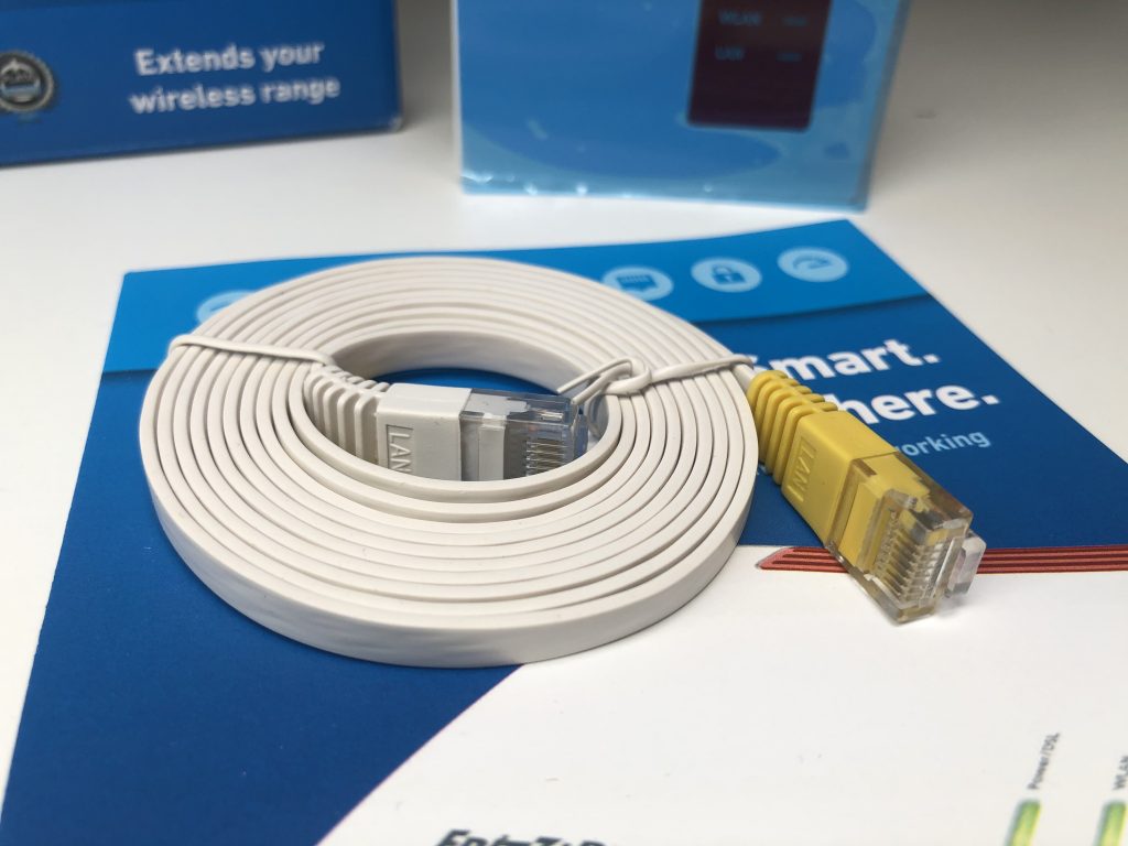 Wzmacniacz sieci WiFi klasy Premium - FRITZ!WLAN Repeater 1750E 24 2470A31D 4DD9 444E 9B04 381F6B52F3D0