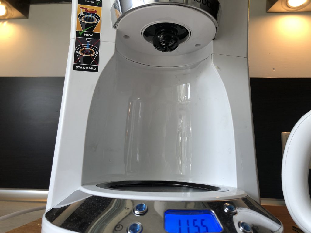 Nowoczesny ekspres przelewowy do kawy Russell Hobbs Inspire White 40 5814ED55 F7D8 4CFA A74A 5068AA32955D