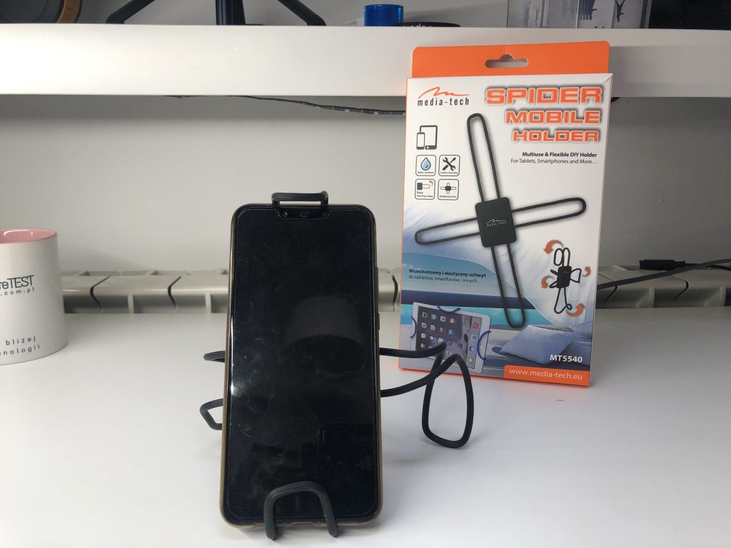 Tani, elastyczny uchwyt do telefonów, tabletów i innych od Media-Tech 28 7E719C5C 4874 4B36 93FF C31A637195A1