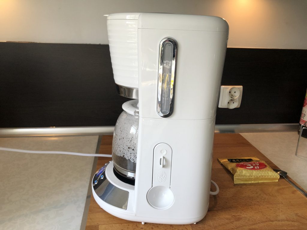 Nowoczesny ekspres przelewowy do kawy Russell Hobbs Inspire White 46 B0AB101A EE45 4E19 B3DB 4755E93040A9