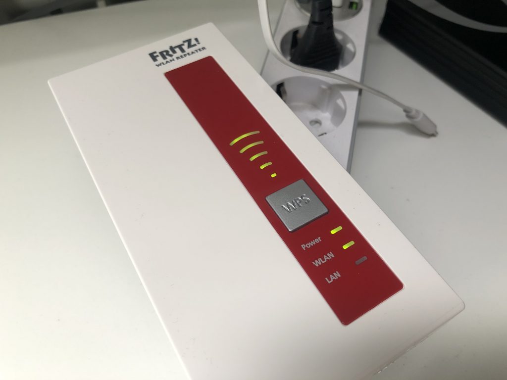 Wzmacniacz sieci WiFi klasy Premium - FRITZ!WLAN Repeater 1750E 38 F84F3512 F0A4 41CF AA7D 335F24E90A54