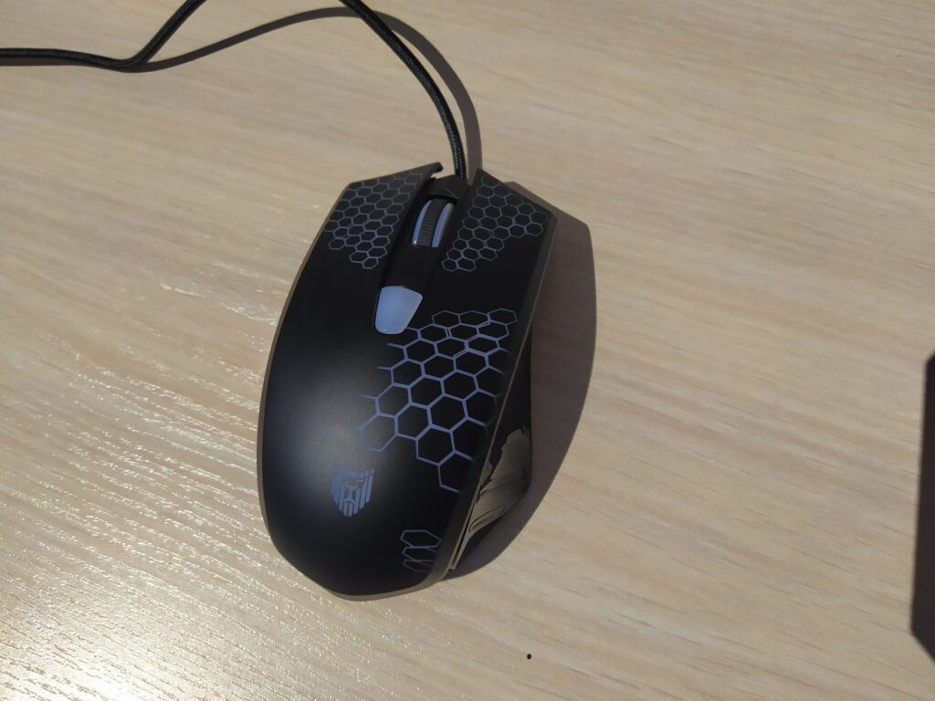 Myszka dla graczy od LIOCAT 26 IMG 20200805 125426 scaled e1596903694423