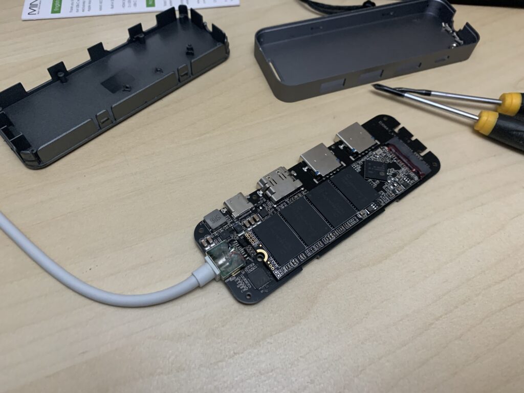 MINIX Neo Storage Hub 240GB 36 1BB4B787 7B73 42F5 B029 F11E064E8AE3 scaled