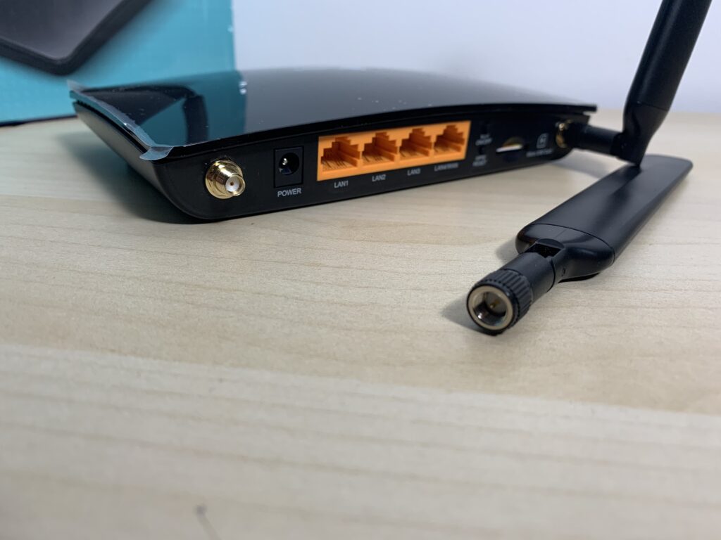 Bezprzewodowy router 4G LTE i trochę test internetu mobilnego... 38 4E2D8945 AB02 4F2E AF48 76587058EE03 scaled