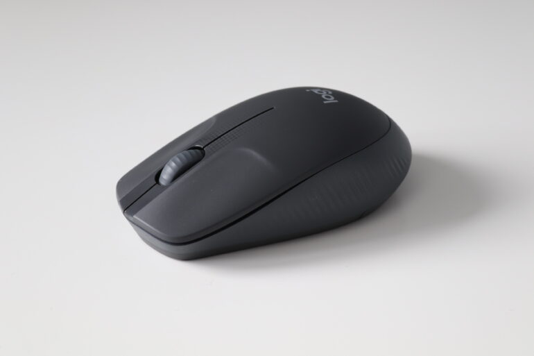 Logitech M190 – pełnowymiarowa mysz bezprzewodowa