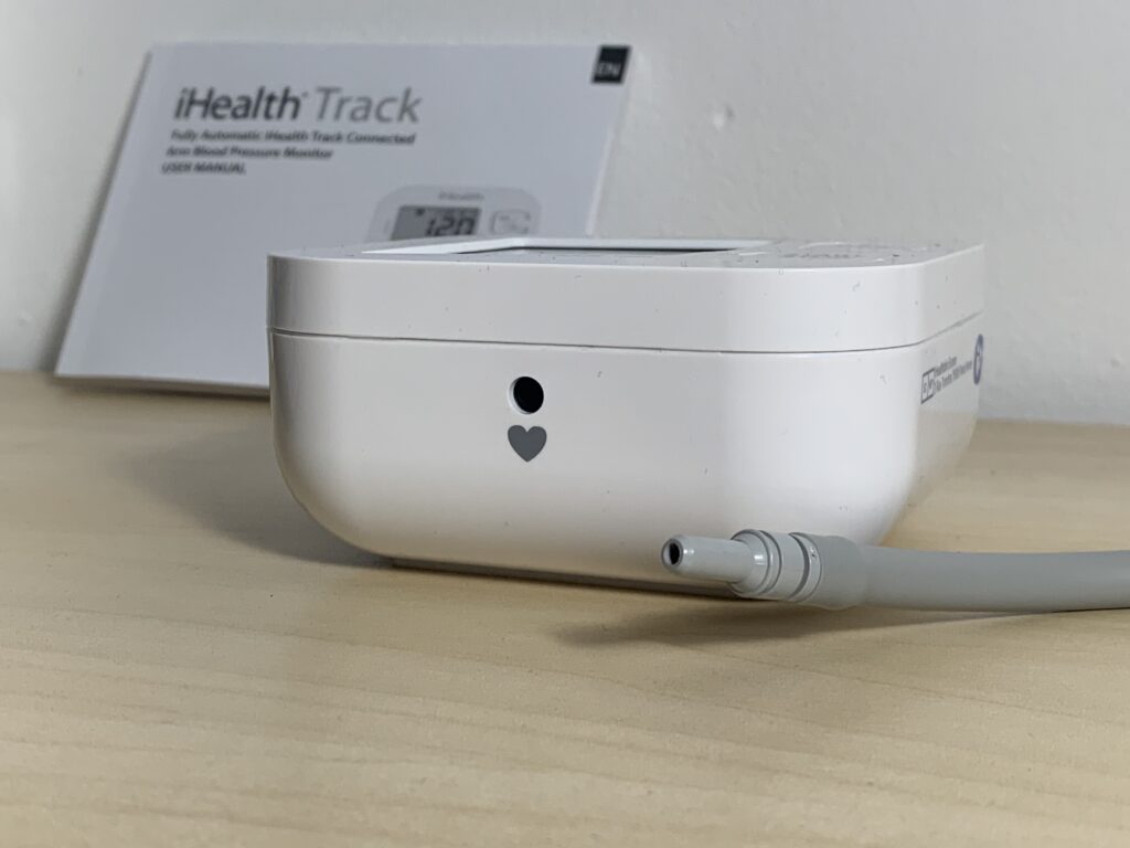 Inteligentny ciśnieniomierz naramienny w dobrej cenie 36 7F5634C0 8E97 4666 9642 75DBEE073616 scaled