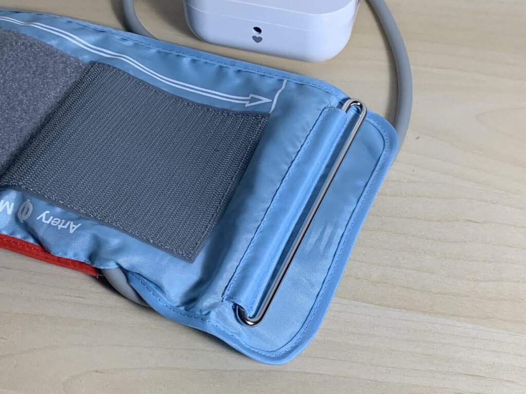 Inteligentny ciśnieniomierz naramienny w dobrej cenie 30 A6C49E8D F447 4D60 8A68 488229752BF2 scaled