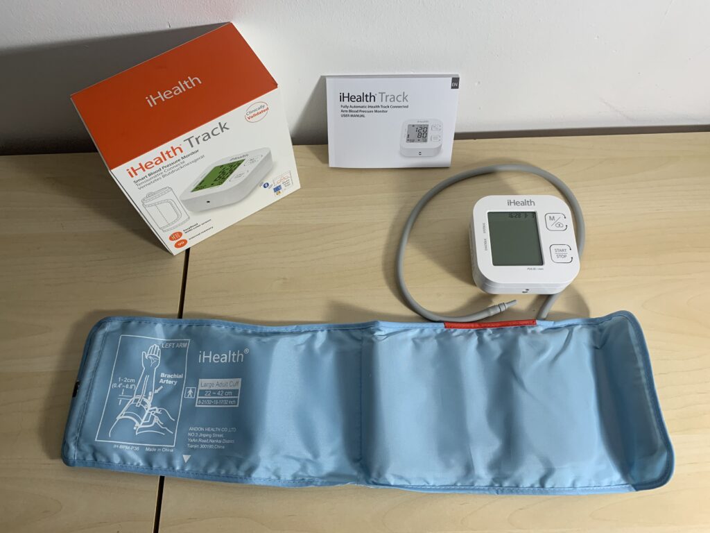 Inteligentny ciśnieniomierz naramienny w dobrej cenie 24 CE2487C7 EFD5 47D0 B342 059130DF6B6E scaled