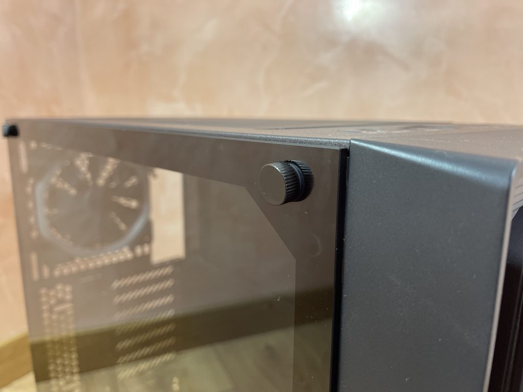 Recenzja obudowy Genesis IRID 400 RGB Midi 34 IMG 0584 scaled