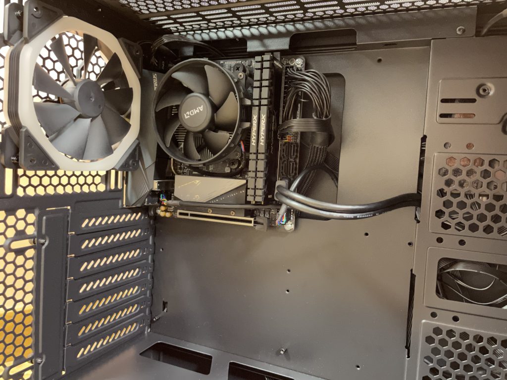 Recenzja obudowy Genesis IRID 400 RGB Midi 86 IMG 0615 scaled