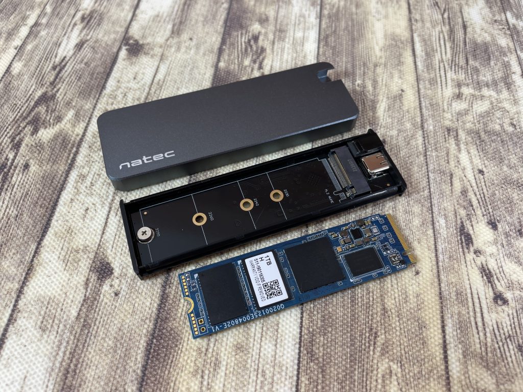 Recenzja obudowy M.2 NVMe Natec Rhino 54 IMG 1521 scaled
