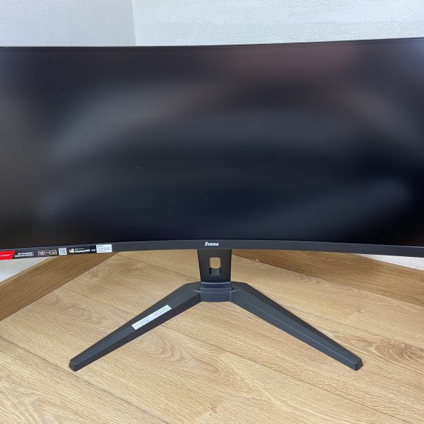 Recenzja zakrzywionego monitora Iiyama GB3467WQSU 217 IMG 2549 scaled