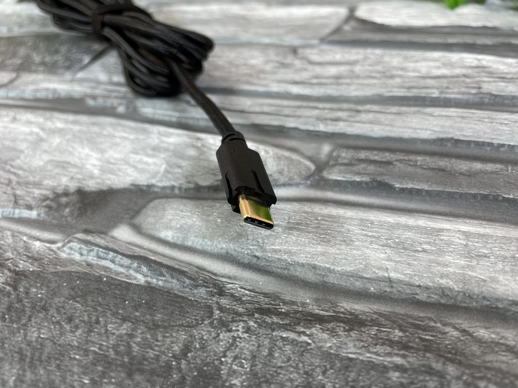 Endorfy Thock TKL Wireless 40 IMG 2615 scaled