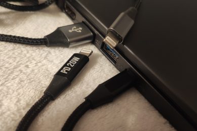 Kable USB – Lightning od Montis, czyli prosto i ładnie 98 IMG 20230424 202156 scaled