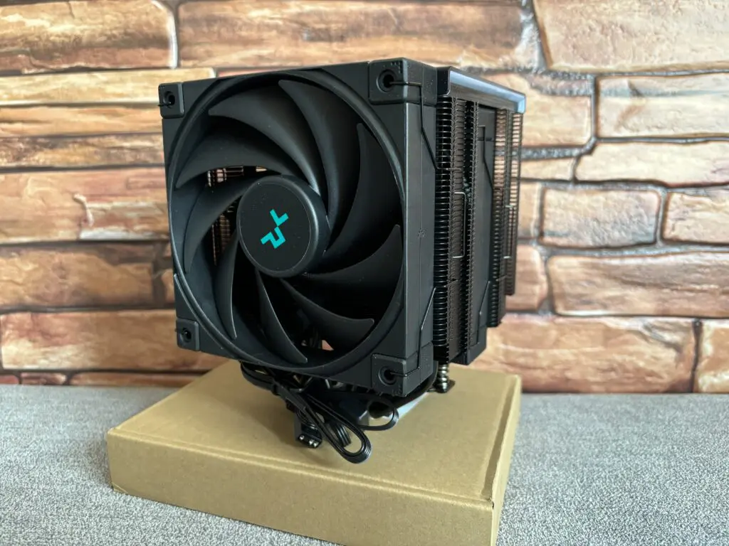 DeepCool AK620 Digital - chłodzenie, które pokazuje temperaturę 32 IMG 7582