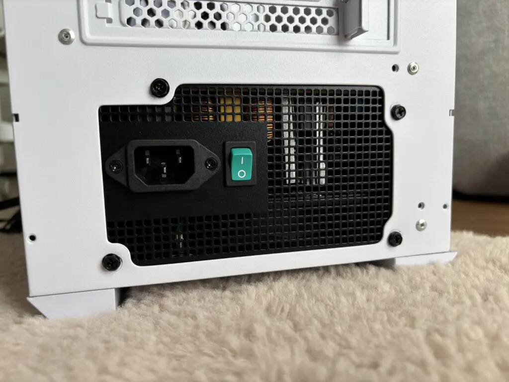 DeepCool PN850D - budżetowy certyfikat Gold 84 IMG 7765