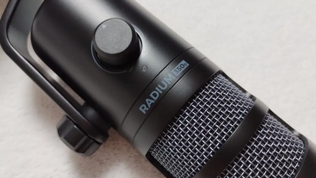 Genesis Radium 350D – jakość jest genialna! 46 zbliżenie na górę mikrofonu