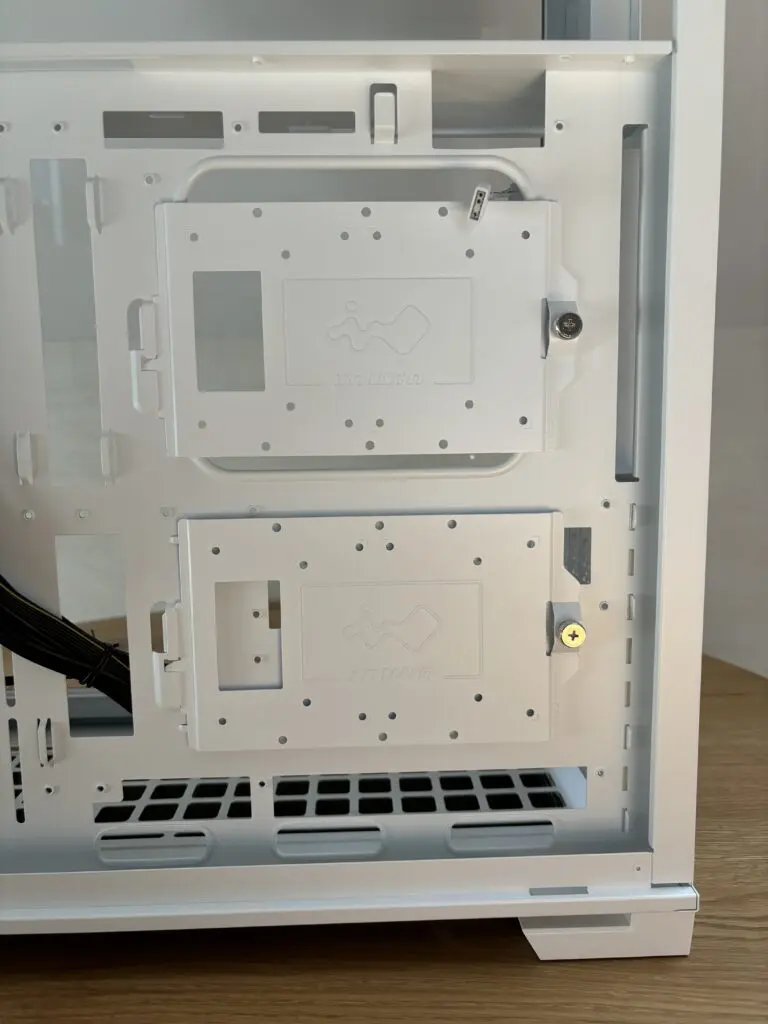 InWin F5 czyli obudowa z klasą 74 IMG 8087