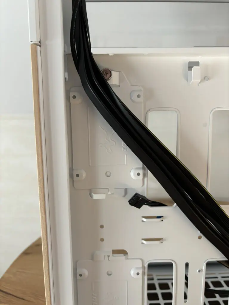 InWin F5 czyli obudowa z klasą 80 IMG 8089