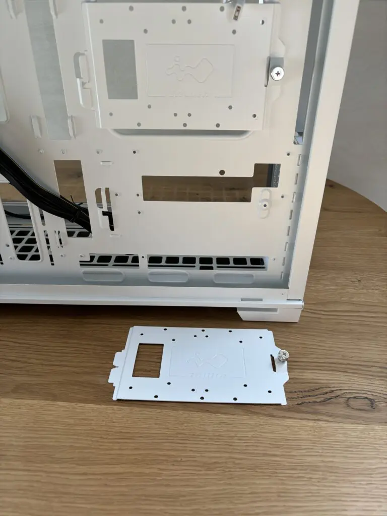 InWin F5 czyli obudowa z klasą 76 IMG 8091