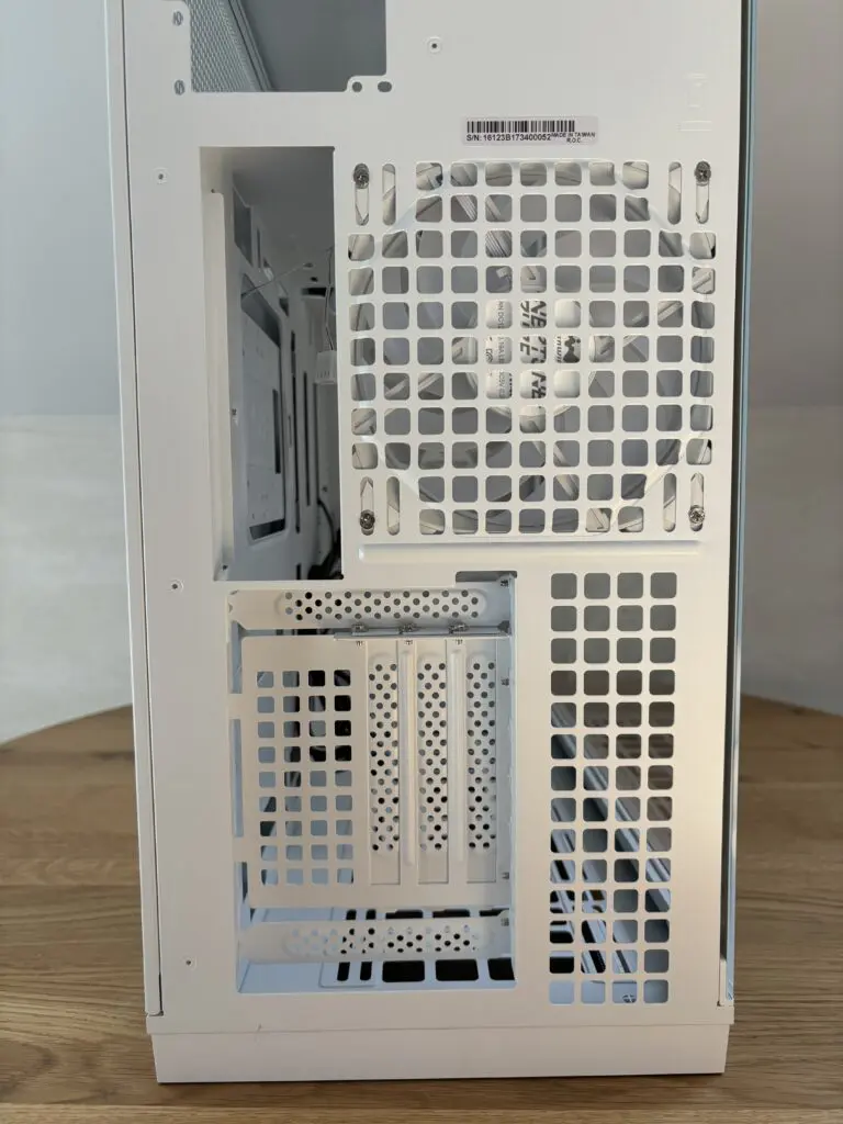 InWin F5 czyli obudowa z klasą 38 IMG 8096