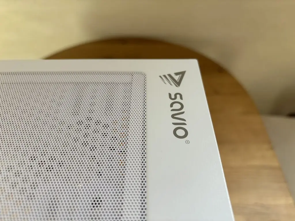 Obudowa w klasycznej formie z nietypowym frontem 44 IMG 8227