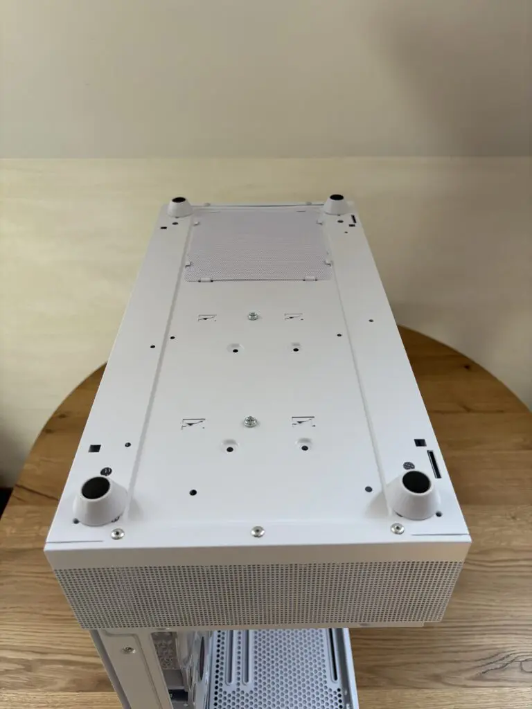 Obudowa w klasycznej formie z nietypowym frontem 46 IMG 8252