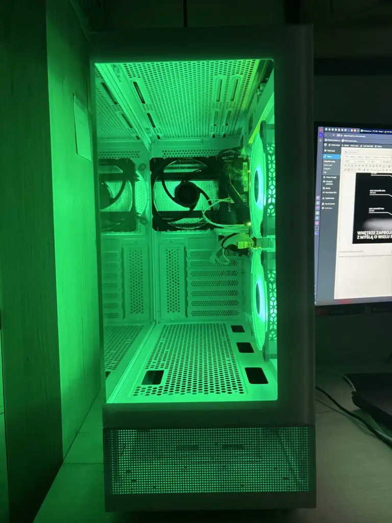 Obudowa w klasycznej formie z nietypowym frontem 98 IMG 8273