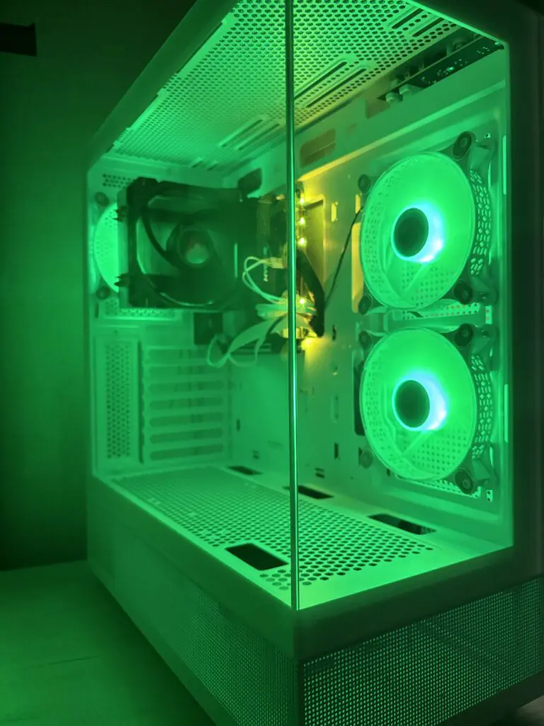 Obudowa w klasycznej formie z nietypowym frontem 102 IMG 8278