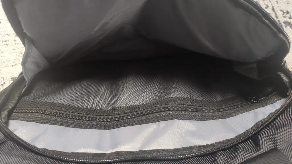 Silver Monkey MoveBag 2.0 – wodoodporna torba na laptopa 15,6” 28 siateczka w przedniej komorze