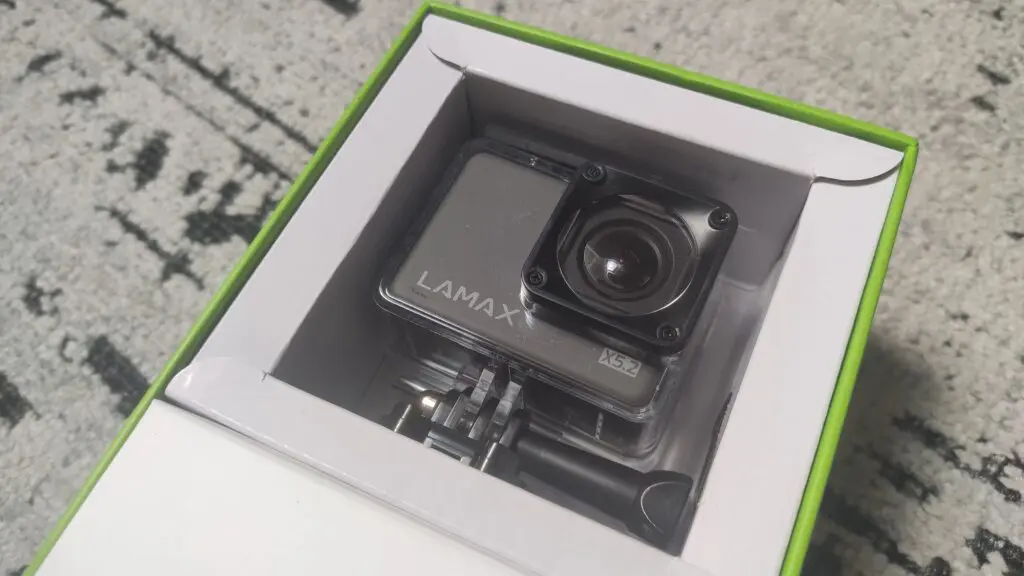 Lamax X5.2 – kamerka sportowa z masą akcesoriów 58 Lamax X5.2