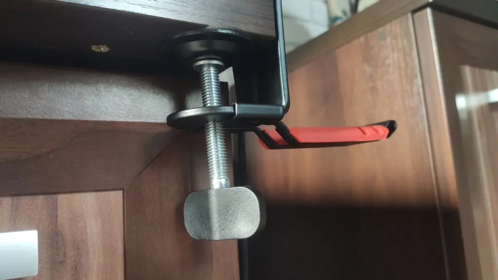 Genesis Thulium 700 i 500 – ramiona do każdego biurka 32 IMG 20241115 140320