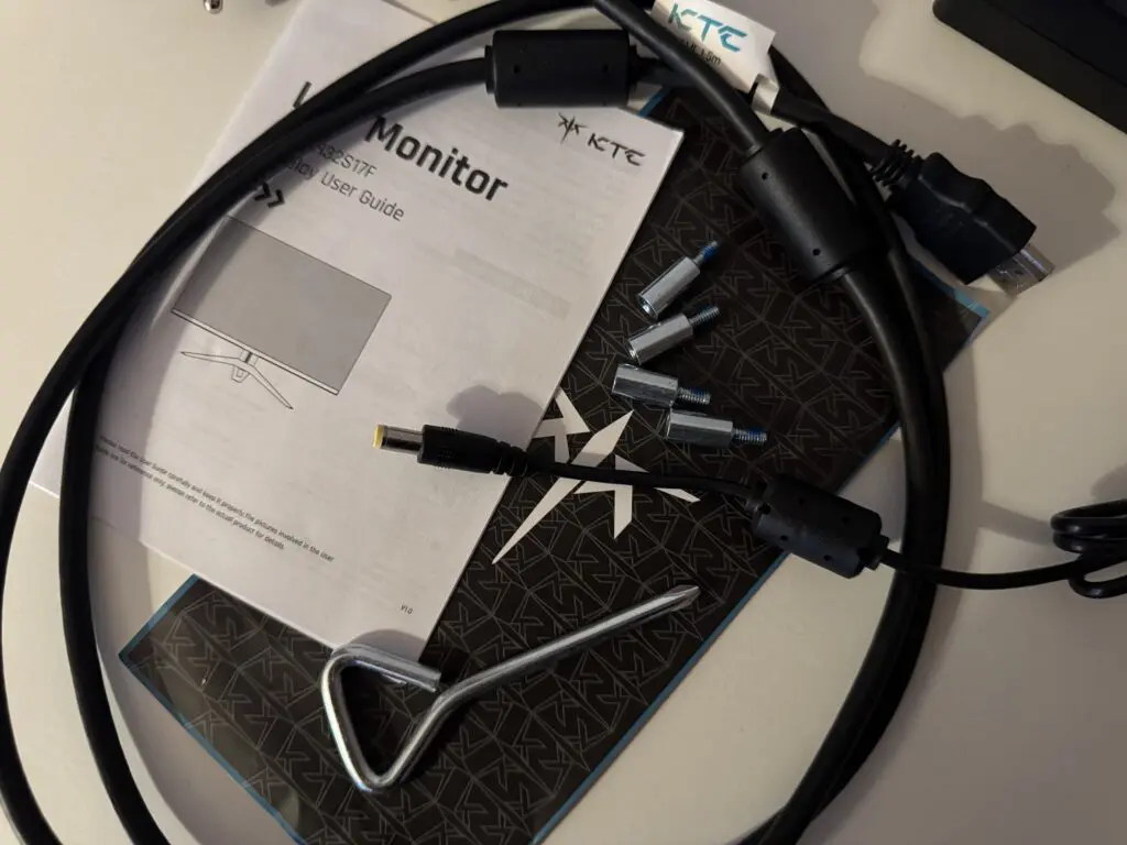 Recenzja KTC H32S17F – Monitor Gamingowy 32 cale, 240 Hz, Full HD – Idealny do Gier i Pracy 22 IMG 0331