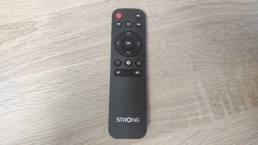 Strong N1 – fenomenalny mały projektor 20 pilot