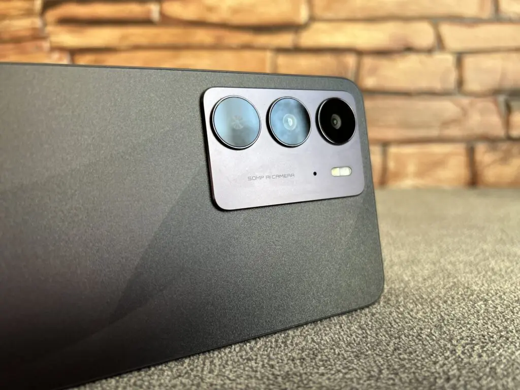 Realme C75 czyli wytrzymały telefon za tysiaka 40 IMG 6832~photo