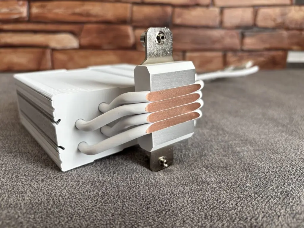 Thermalright Assassin Spirit 120 Vision ARGB White – elegancja i wydajność w jednym 38 IMG 9895