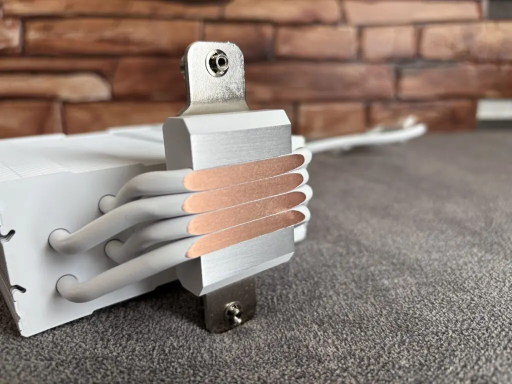 Thermalright Assassin Spirit 120 Vision ARGB White – elegancja i wydajność w jednym 40 IMG 9896